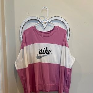 Nike Sweater Women’s
